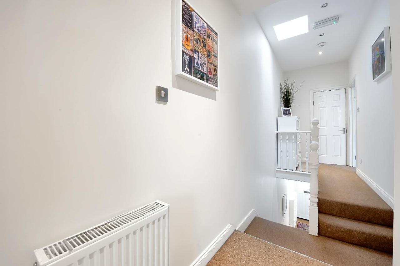 Finding My Palace Guest House In Tooting Mitcham Εξωτερικό φωτογραφία