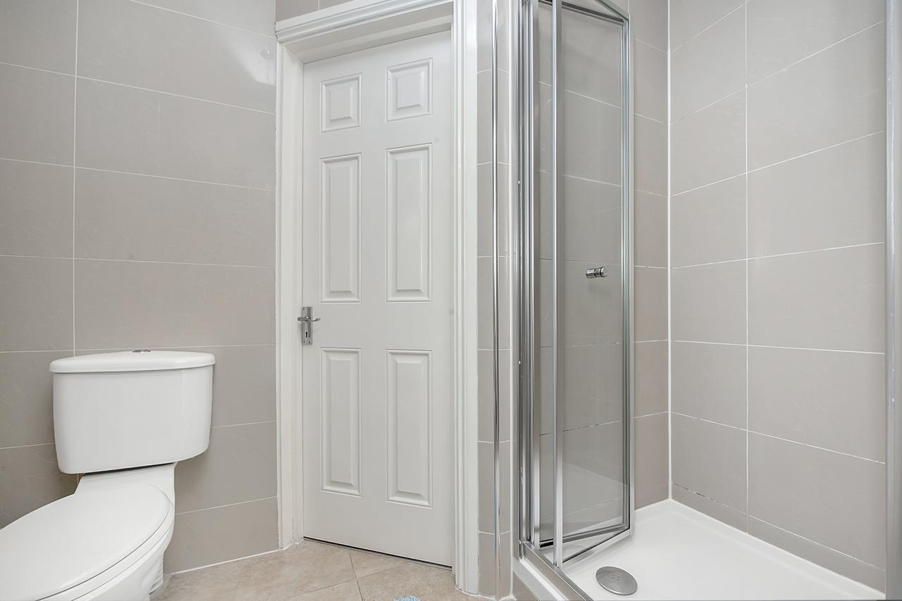 Finding My Palace Guest House In Tooting Mitcham Εξωτερικό φωτογραφία